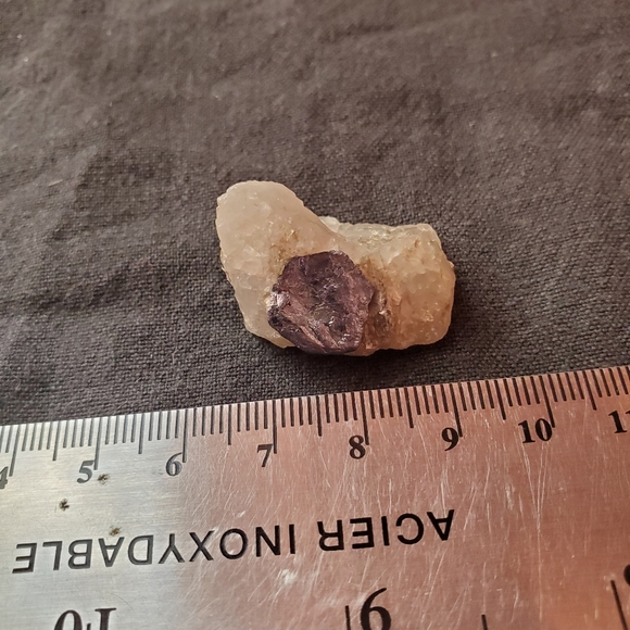 Molybendite raw gemstone - Picture 6 of 7